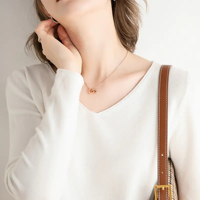 Alice | Camisola de malha com decote em V e corte largo para mulher